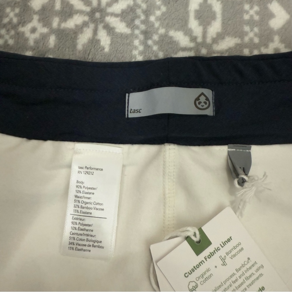 NWT Tasc Peformance Rhythm Tennis Skirt White Ace Dot‎ Size X-Large - Picture 8 of 12